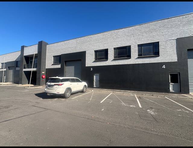235M² WAREHOUSE TO LET IN BLACKHEATH INDUSTRIAL